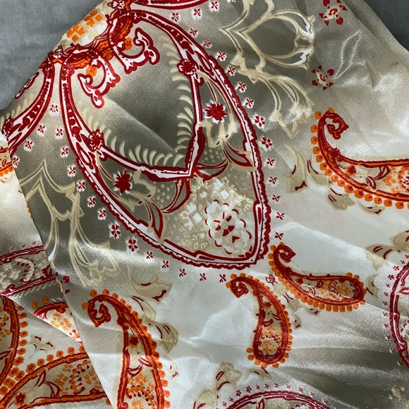 SILK HEADSCARF/COVER UP - Picture 4 of 8